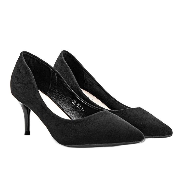 Mustat pumput stiletto-kantapäässä, valmistettu ekologisesta mokkanahasta Anissa 1