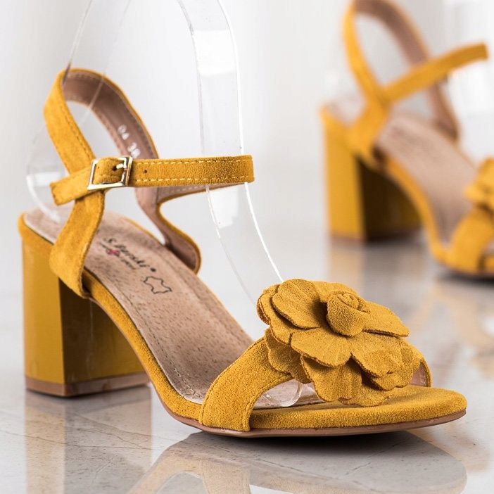 S. BARSKI Sandaalit kukilla S.BARSKI. keltainen 1