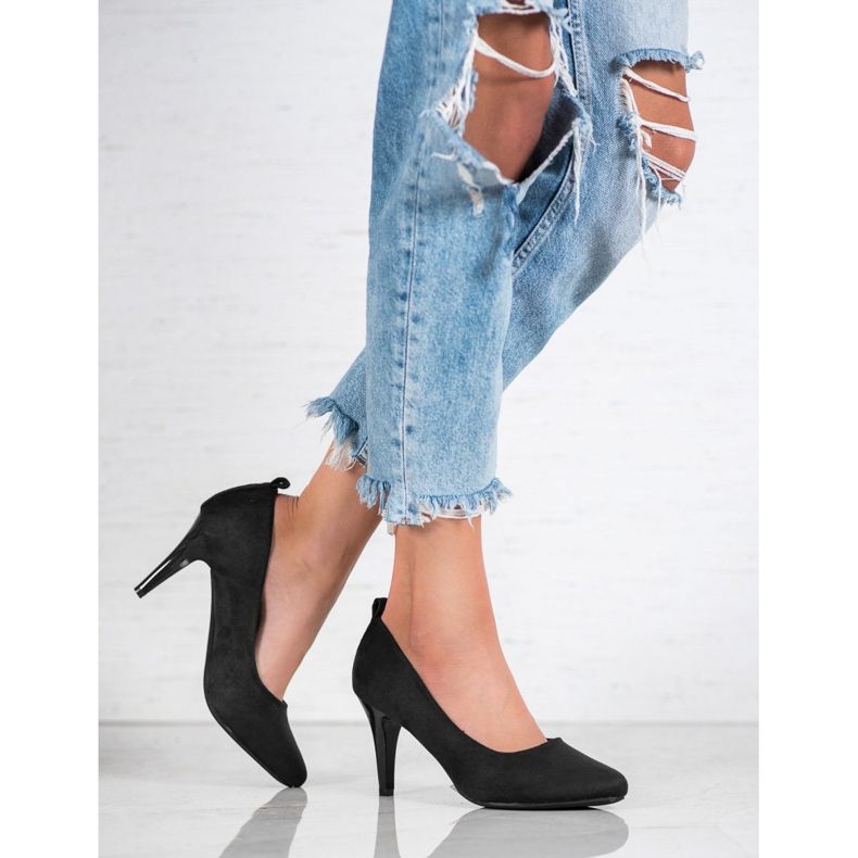 J. Star Mukavat pumput musta 2