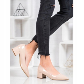 VINCEZA -lakatut pumput beige 2