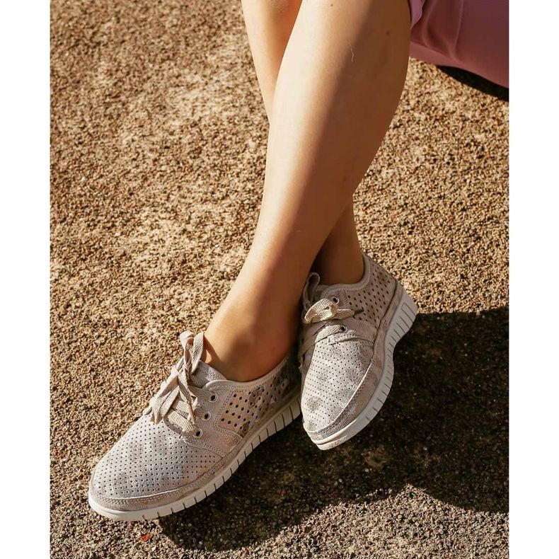 Kylie Nahka murtuu alustalla monivärinen harmaa 2