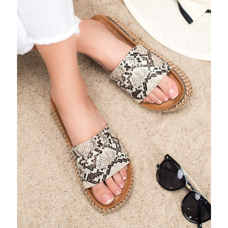 Comer Rento tossut alustalla monivärinen 1