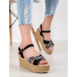 SHELOVET Wedge sandaalit Snake Print musta 1