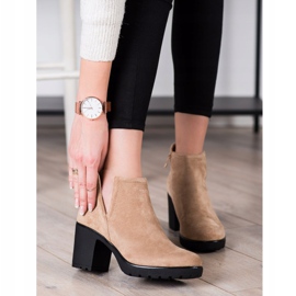 Bella Paris Beige saapikkaat leikkauksella 1