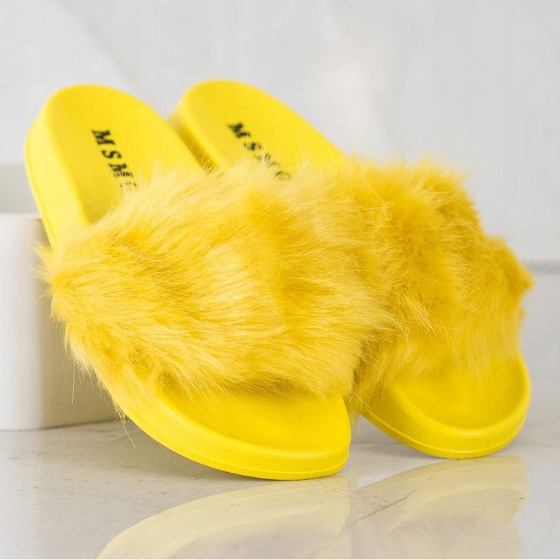 SHELOVET Kumiset tohvelit turkiksella keltainen 1