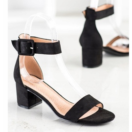 S. BARSKI Sandaalit S.BARSKIN postauksessa musta 1