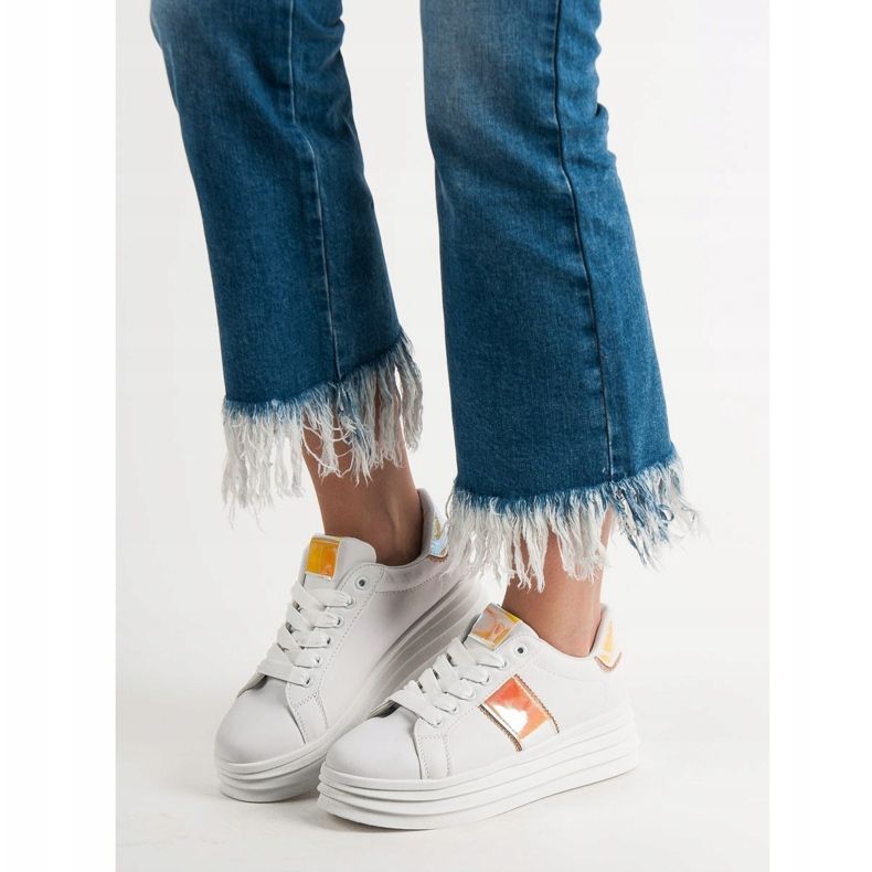 SHELOVET Valkoiset kengät lavalla valkoinen 2