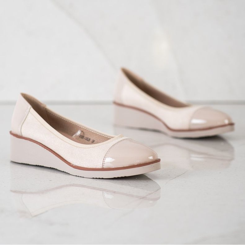 VINCEZA kiilamaiset ballerinat beige 1