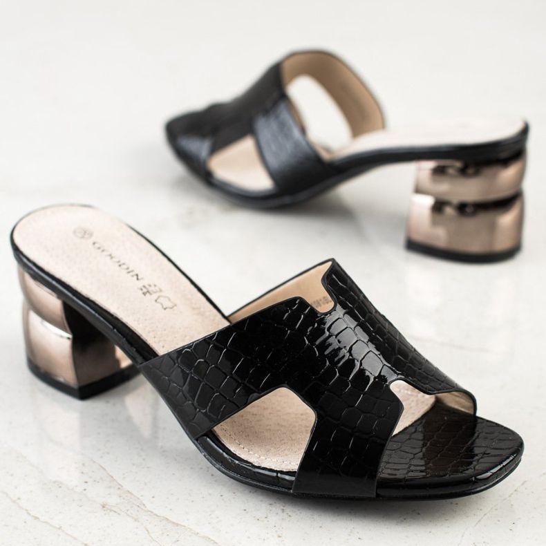 Goodin Mustat tossut koristeellisella kantapäällä 1