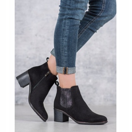 Filippo Saappaat postissa musta 1