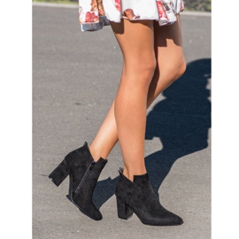 Saappaat postissa VINCEZA musta 1