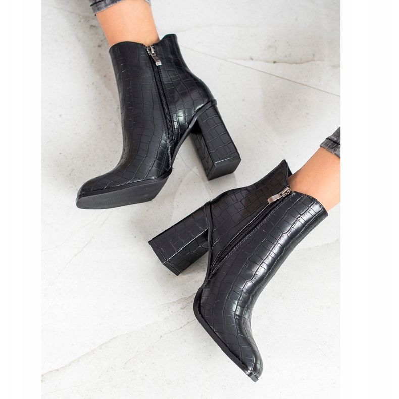 Goodin Muoti saappaat musta 2