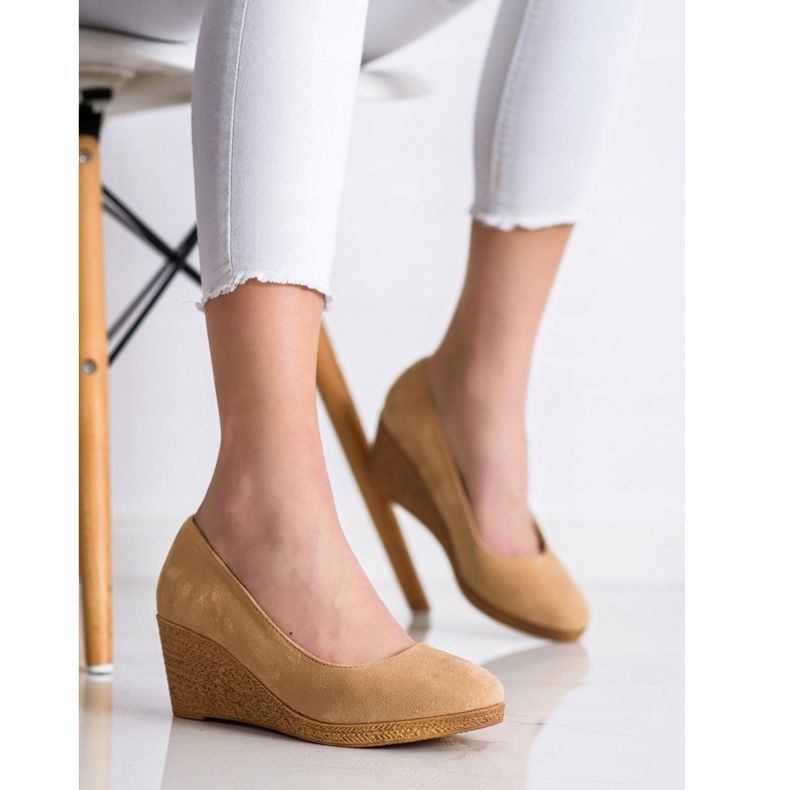 Goodin Kevyet kiilapumput beige 2