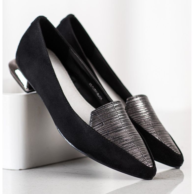 Goodin Muodikkaat pumput Spitzissä musta 2