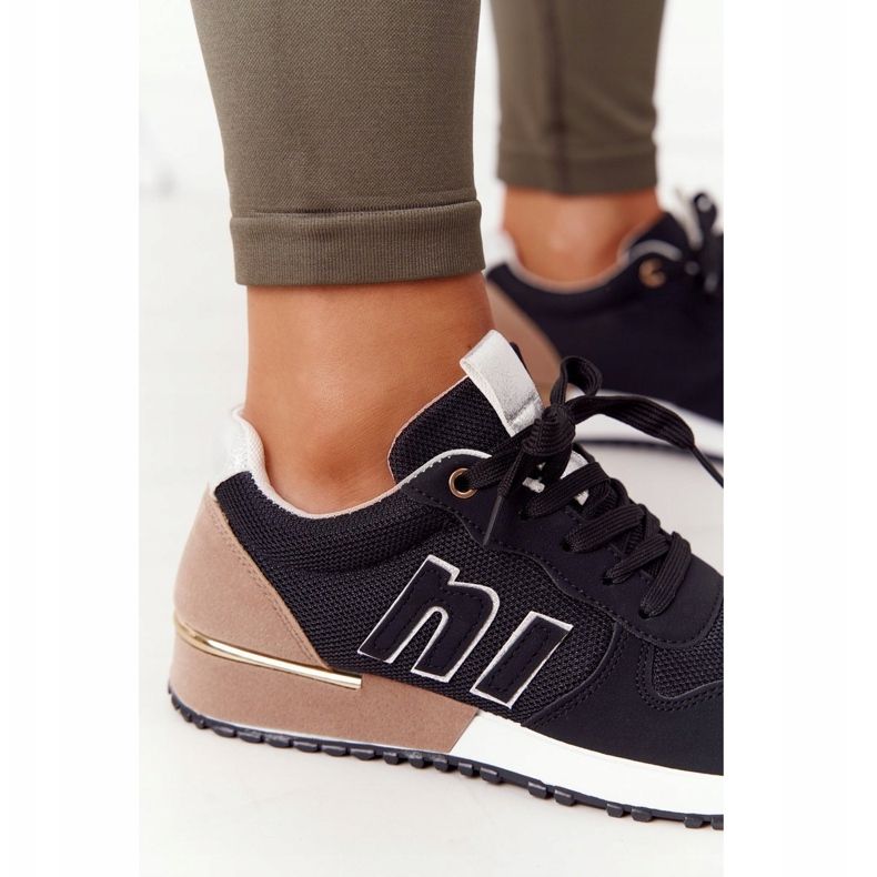 Naisten urheilukengät Tennarit Black Maddie ruskea musta 1