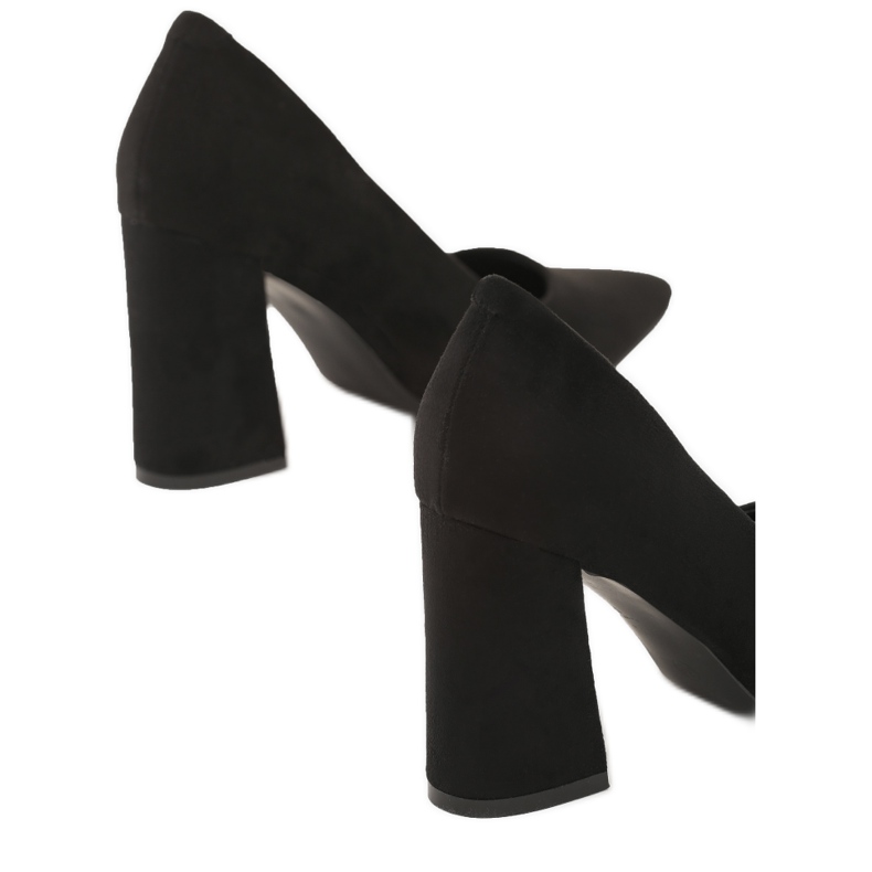 Vices 1569-1 Musta 2