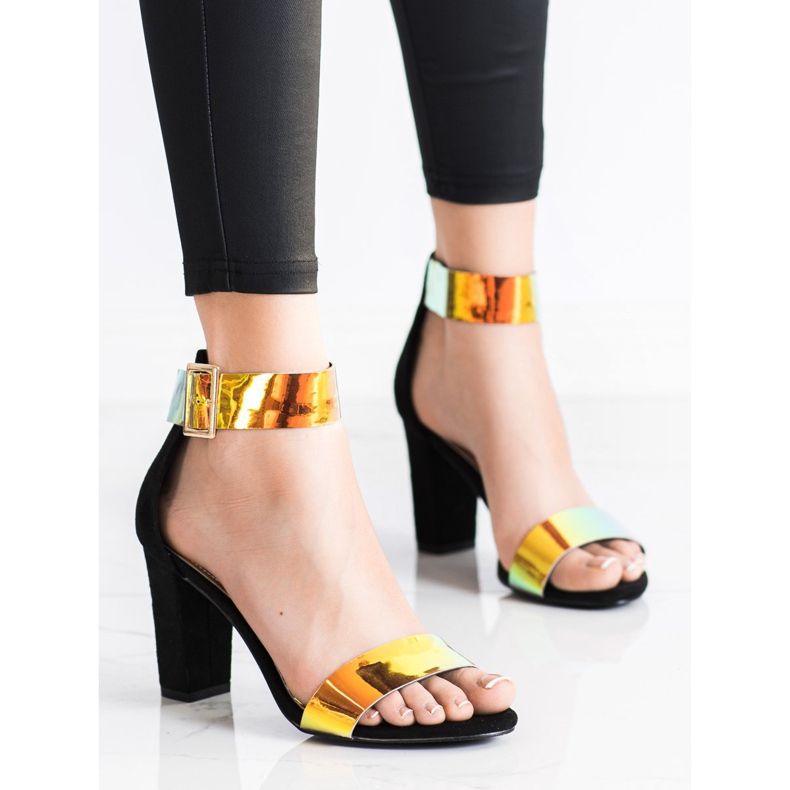 Goodin Sandaalit baarissa, jossa on holoefekti musta 1