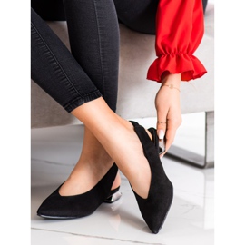 Goodin Mustat liukuvat pumput 1