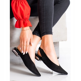 Goodin Mustat liukuvat pumput 2