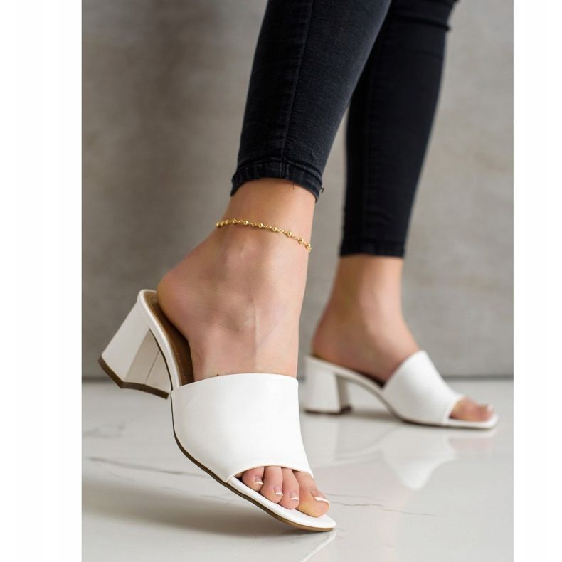 SHELOVET Klassiset valkoiset tossut baarissa valkoinen 1