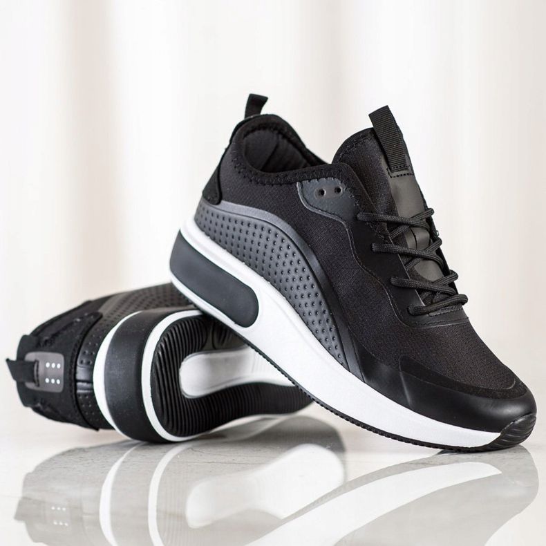 SHELOVET Urheilukengät alustalla musta 1