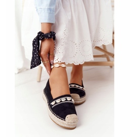 PG1 Espadrillit alustalla mustalla simpukalla 2