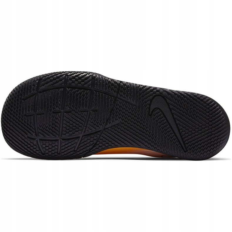 Nike Mercurial Vapor 13 Club Ic PS (V) Junior AT8170 801 jalkapallokengät valkoinen musta oranssi 5