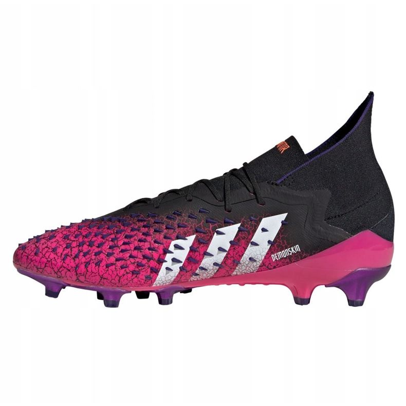 Adidas Predator Freak.1 Ag M FW7242 jalkapallokengät grafiitti, musta, violetti musta 1