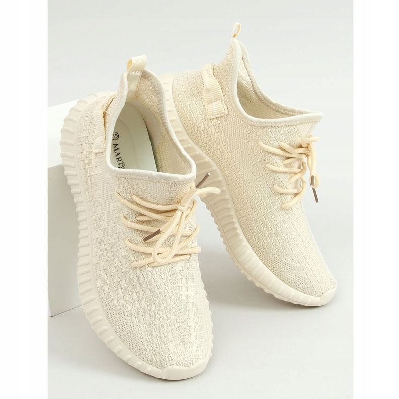 Beige urheilusukat 7817 LT.BEIGE 1