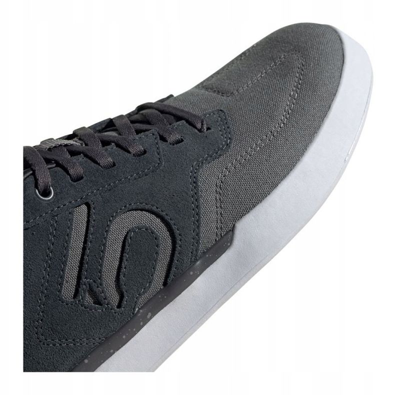 Adidas Sleuth M EF7179 kengät vihreä 2