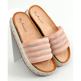 Vaaleanpunainen N-96 Vaaleanpunaiset tossut koristetussa pohjassa 1