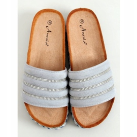 Sininen N-96 Siniset tossut koristeltuun pohjaan 1