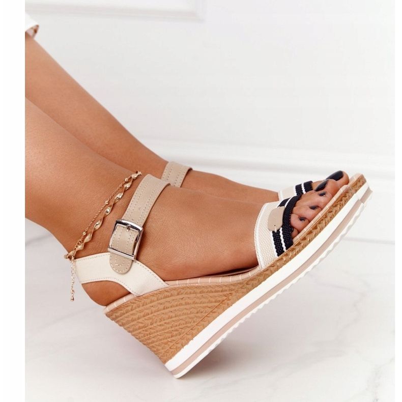 PG1 Tropical Beige Wedge Sandaalit 1