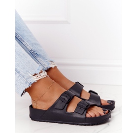 NEWS Naisten mustat Stacy -kumitossut 1