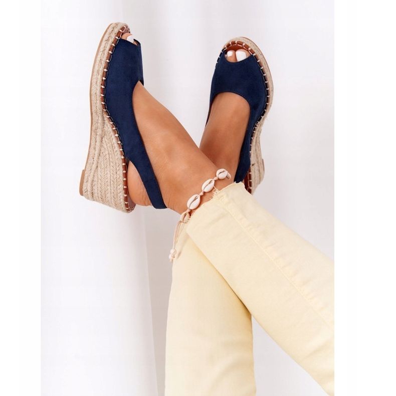 PG1 Las Palomas Wedge sandaalit punoksilla beige tummansininen 1