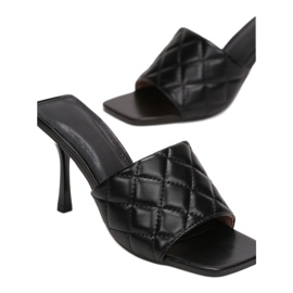 Vices Vice CIC-3-38-musta 1