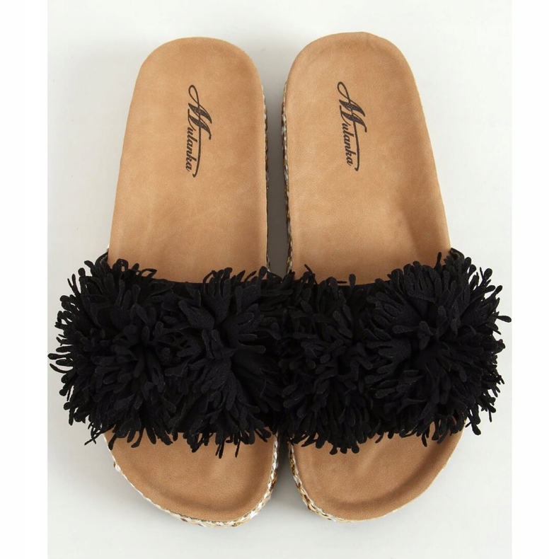 Musta 2260 Mustat tossut koristeltuun pohjaan 1