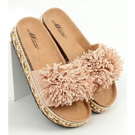 Beige 2260 Beige tossut koristeltuun pohjaan 1