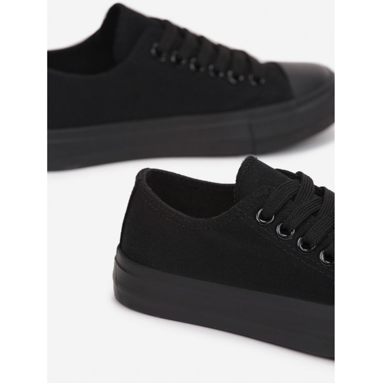 Vices KA32K-38-musta 1