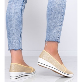 Kultaiset kimaltelevat baleriinat Glam Star -kiilassa kultainen 1