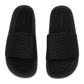 Vices 55-112-38-musta 1