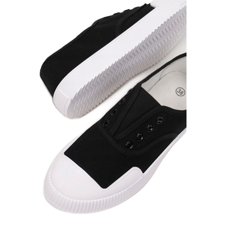 Vices 6345-38-musta 1