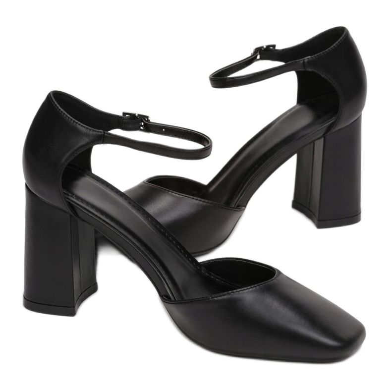 Vices 6777-38-musta 1