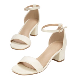 Vices 8833-49-keltainen 1 Vices 8833-49-keltainen 1