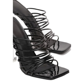 Vices JD2001-38-musta 1