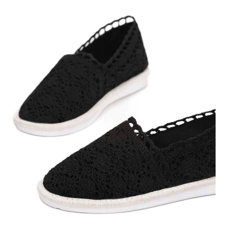 Vices 6331-38-musta 1