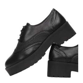 Vices 77-162-38-musta 1