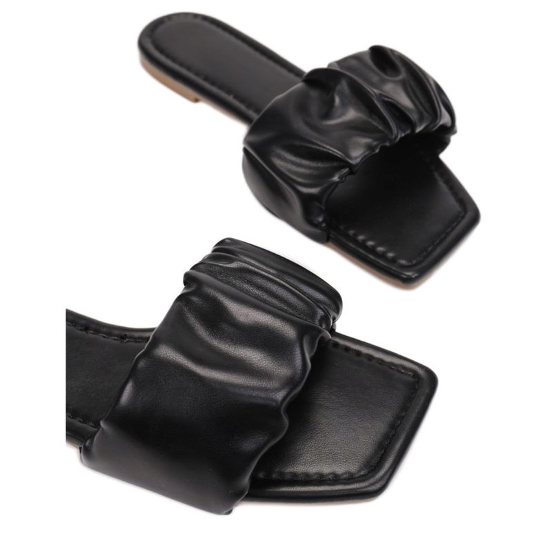 Vices LDAY-F25-38-musta 1