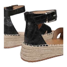 Vices 77-284-38-musta 1