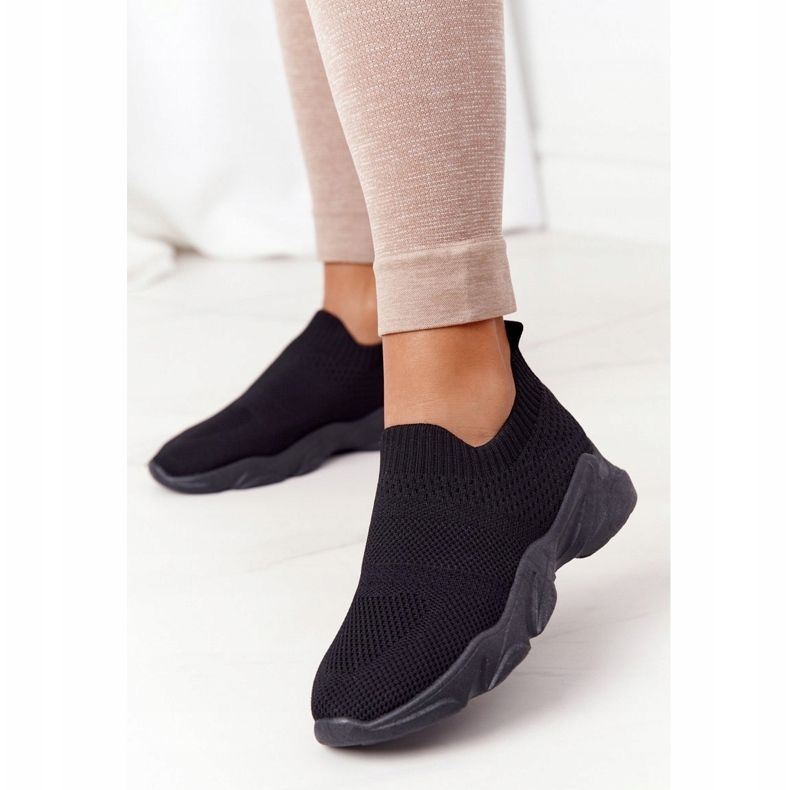 PS1 Naisten urheilukengät Slip-on Black Yoga Class musta 1
